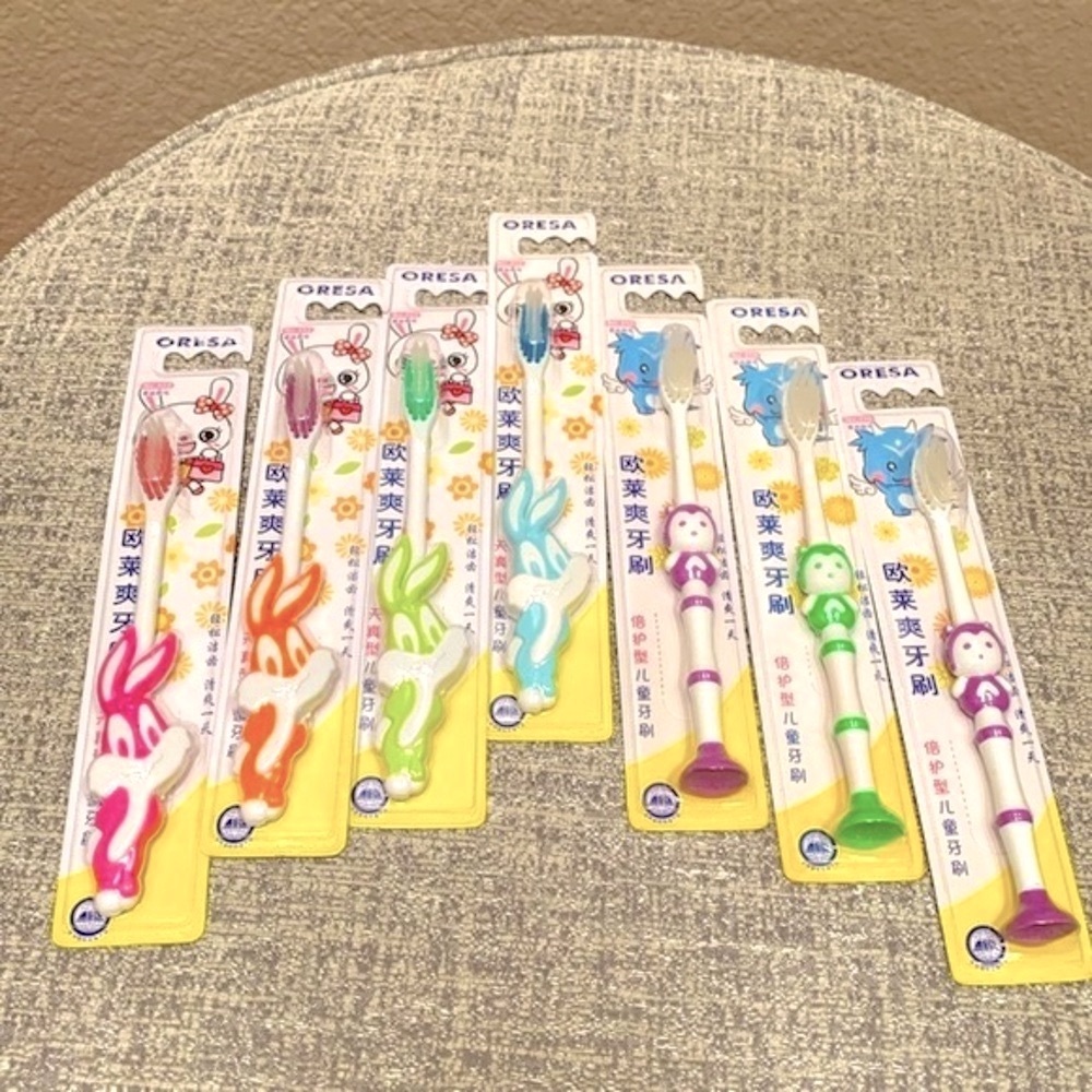 🔹NEW.. Kids Toothbrush Set of 7